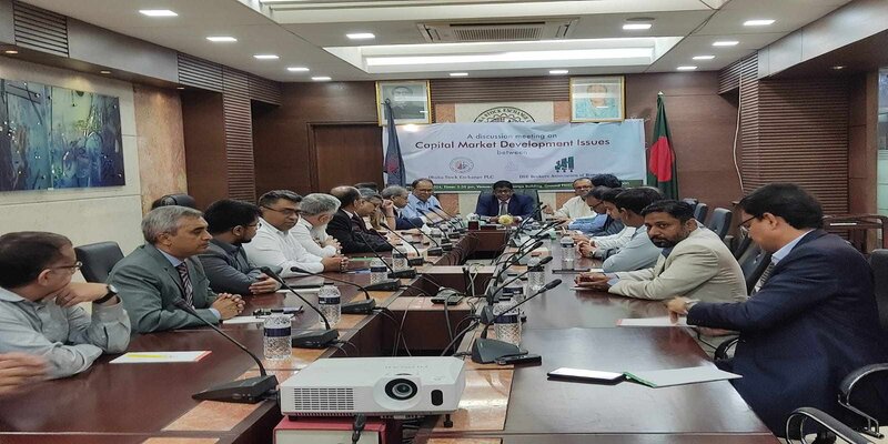 নিজস্ব গতিতে চলতে না দিলে পুঁজিবাজারের দীর্ঘমেয়াদি উন্নয়ন সম্ভব না: ডিবিএ