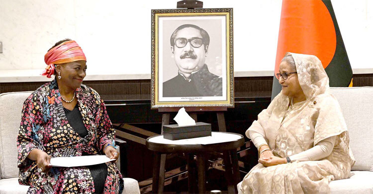 নারীবান্ধব শিক্ষানীতির কারণে মেয়েরা পাসের হারে এগিয়ে : প্রধানমন্ত্রী