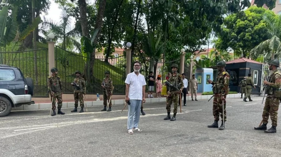 শামীম ওসমান থাকার গুজবে রিসোর্টের সামনে মানুষের ভিড়, সেনাবাহিনীর তল্লাশি