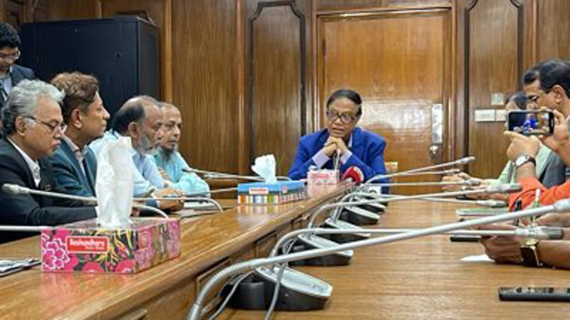 টাকা পাচারকারীদের শান্তিতে ঘুমাতে দেয়া হবে না : গভর্নর