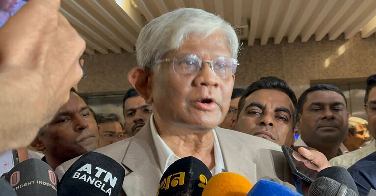 অর্থনীতিতে স্থিতিশীলতা আসতে শুরু করেছে: অর্থ উপদেষ্টা